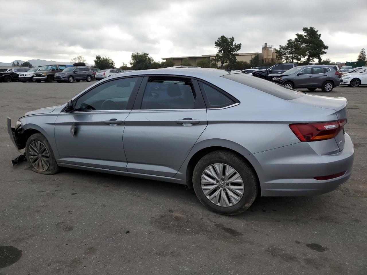2019 VOLKSWAGEN JETTA S - Фото 2