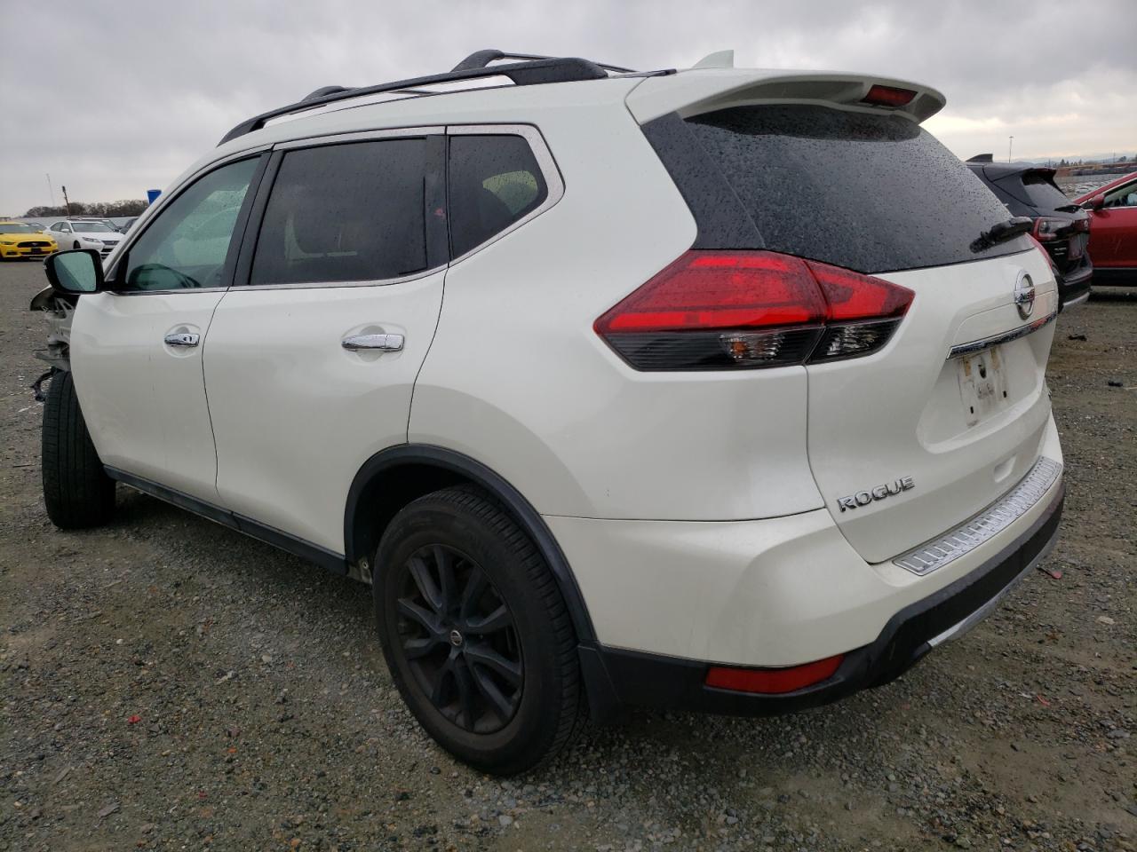 2017 NISSAN ROGUE S - Фото 2
