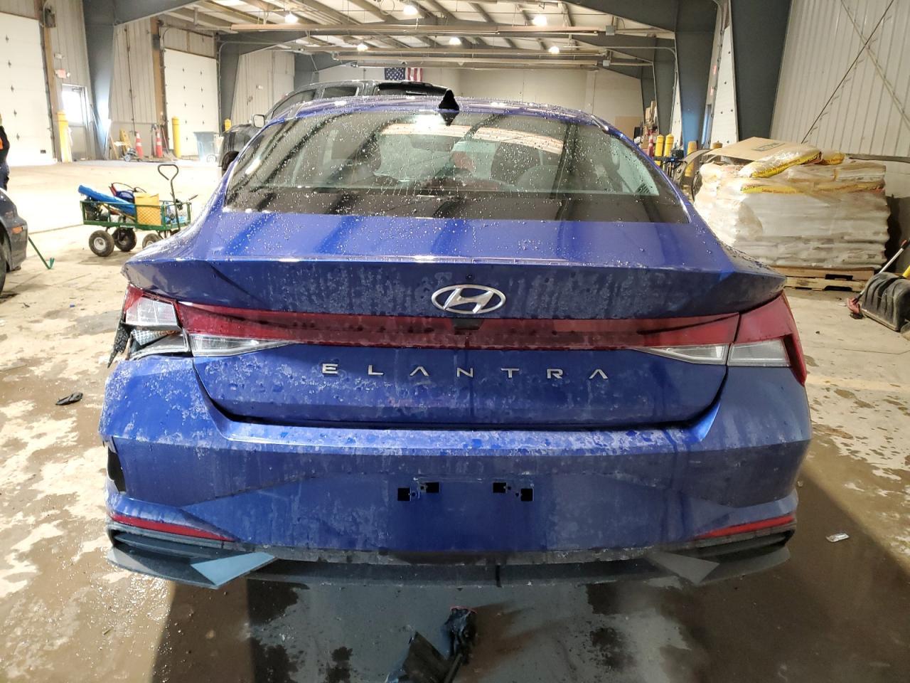 2023 HYUNDAI ELANTRA SE - Image 6