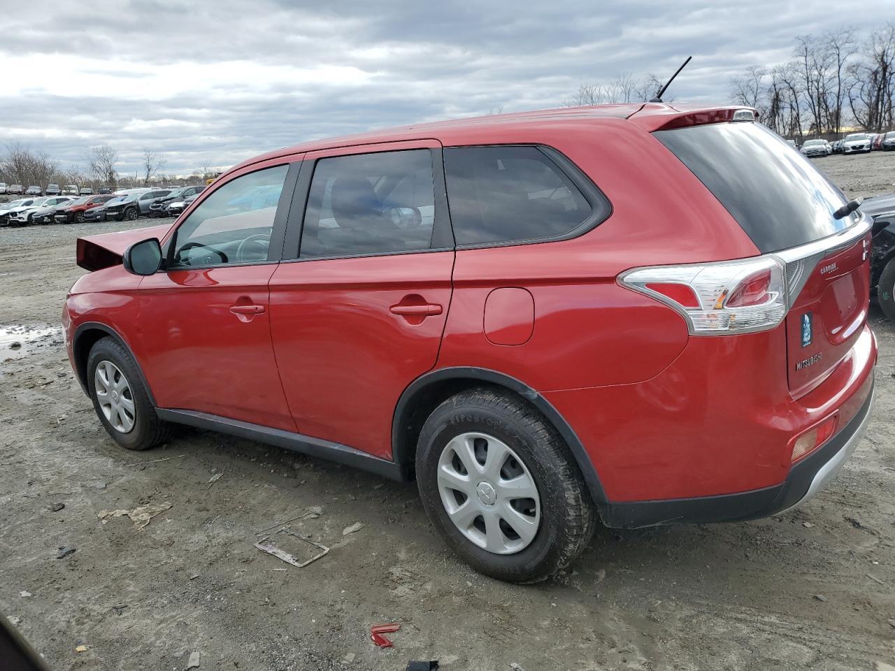 2015 MITSUBISHI OUTLANDER - Фото 2
