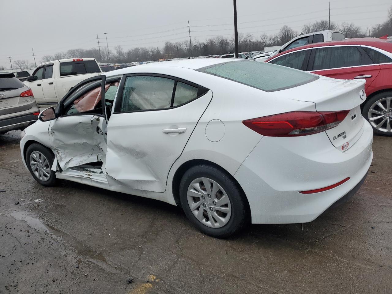 2018 HYUNDAI ELANTRA SE - Фото 2