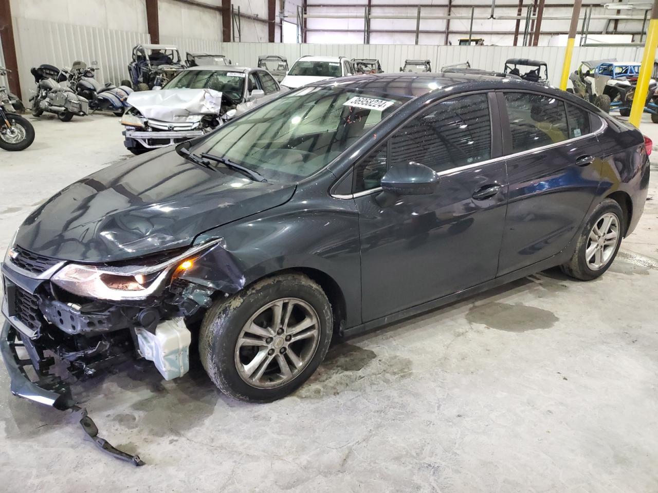 2017 CHEVROLET CRUZE LT