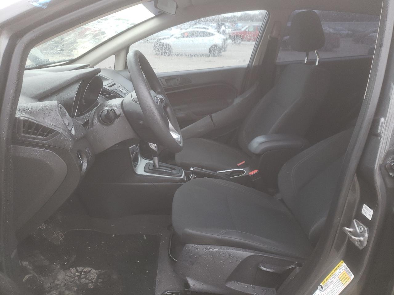 2019 FORD FIESTA SE - Image 7