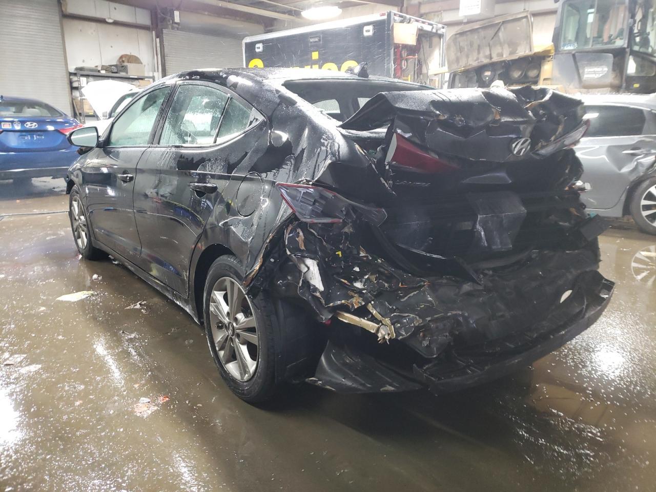 2018 HYUNDAI ELANTRA SE - Image 2