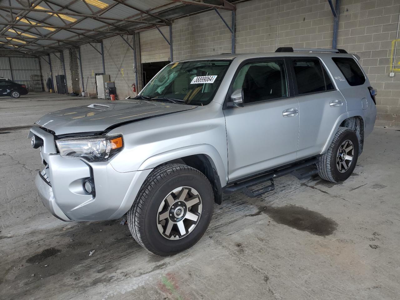2018 TOYOTA 4RUNNER SR