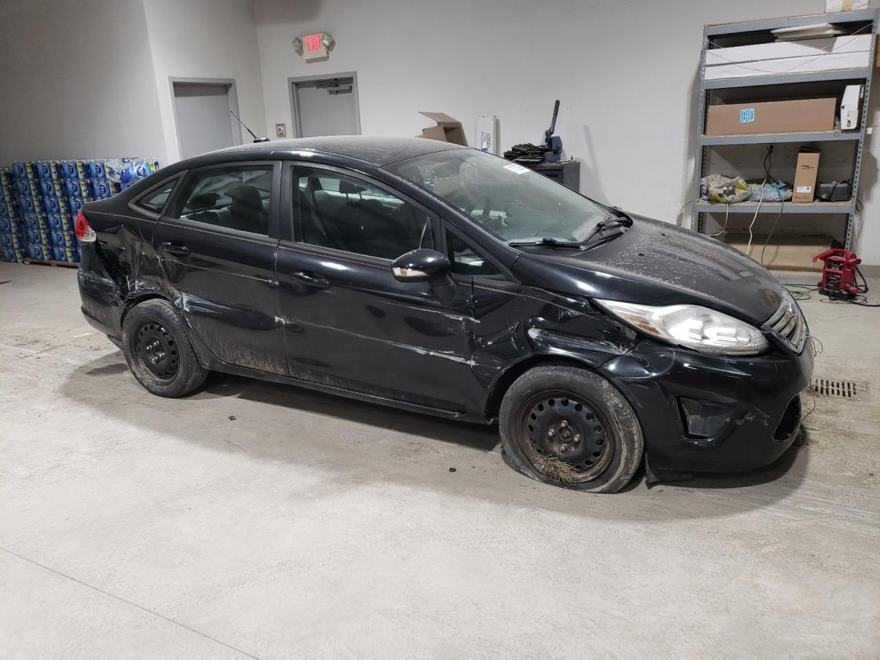 2013 FORD FIESTA SE - Image 4