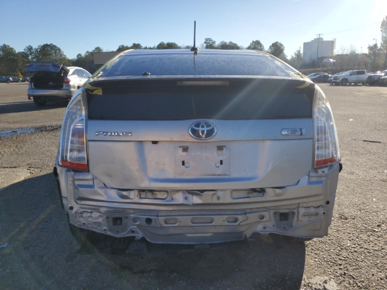 2013 TOYOTA PRIUS PLUG - Image 6