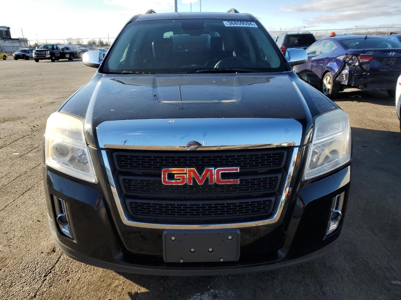 2012 GMC TERRAIN SL - Image 5