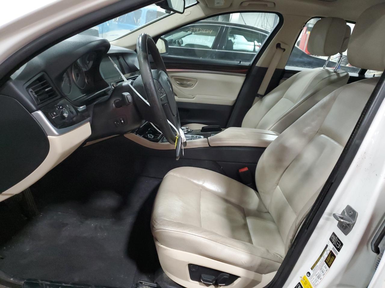 2013 BMW 528 XI - Image 7