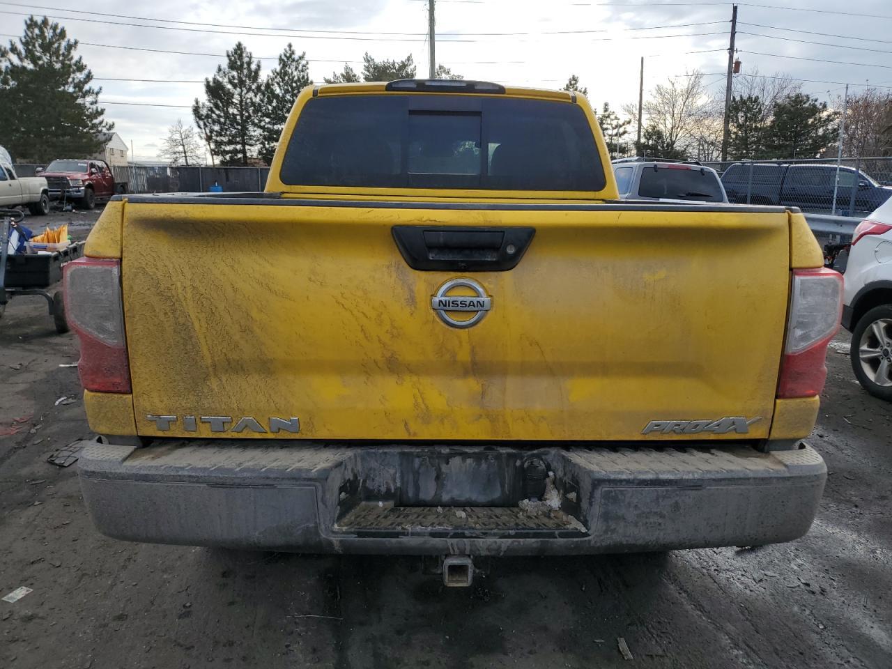 2018 NISSAN TITAN SV - Фото 6