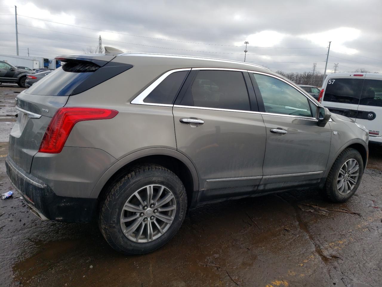 2019 CADILLAC XT5 LUXURY - Image 3