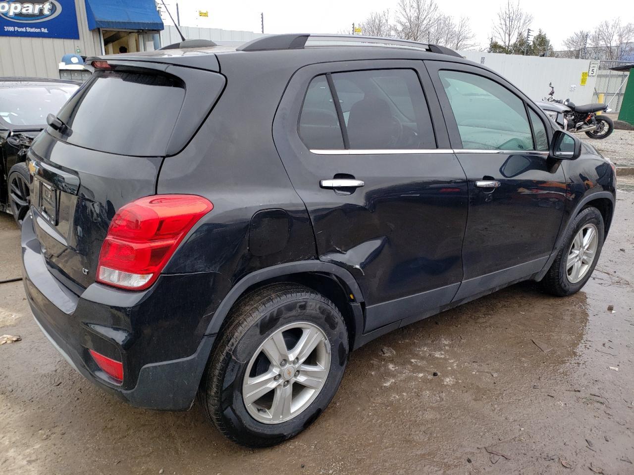 2019 CHEVROLET TRAX 1LT - Фото 3