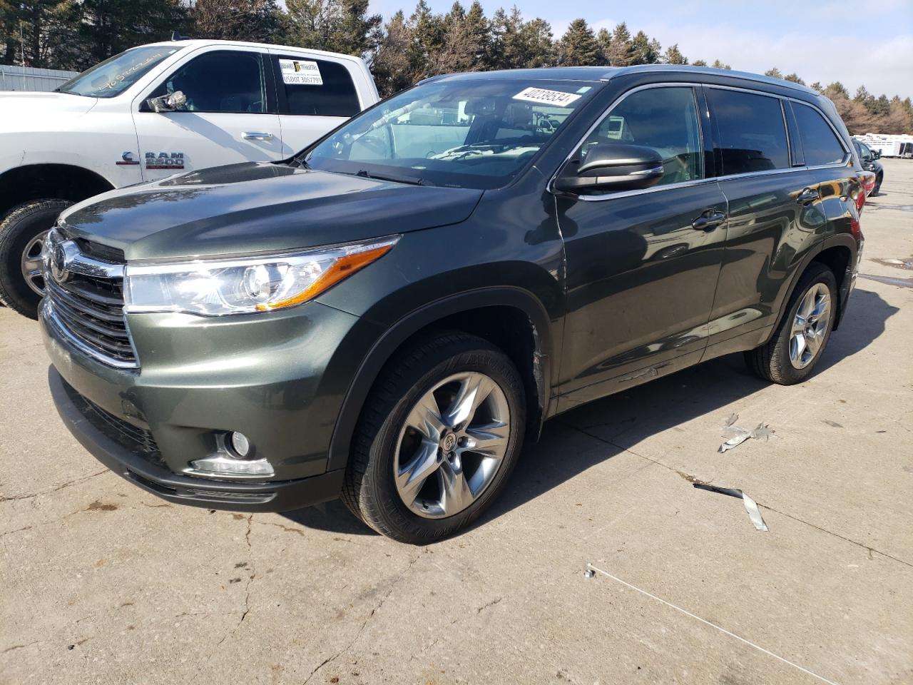 2014 TOYOTA HIGHLANDER