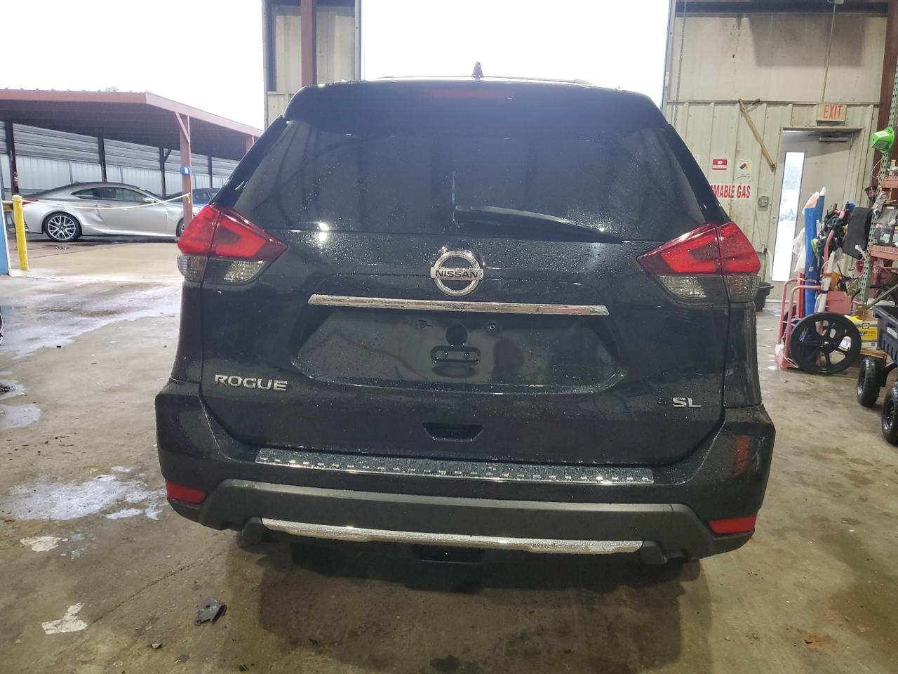 2017 NISSAN ROGUE S - Image 6