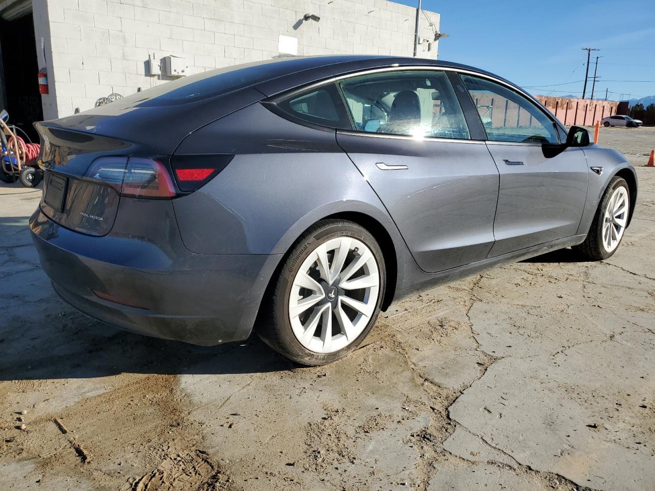 2022 TESLA MODEL 3 - Image 3