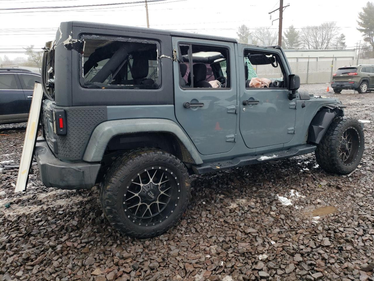 2014 JEEP WRANGLER U - Image 3