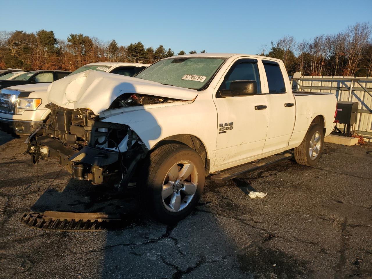 2019 RAM 1500 CLASS