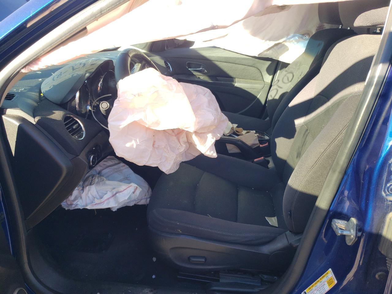2012 CHEVROLET CRUZE LT - Image 7