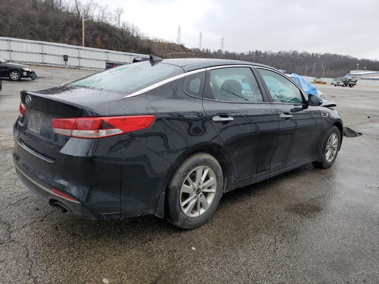 2016 KIA OPTIMA LX - Фото 3