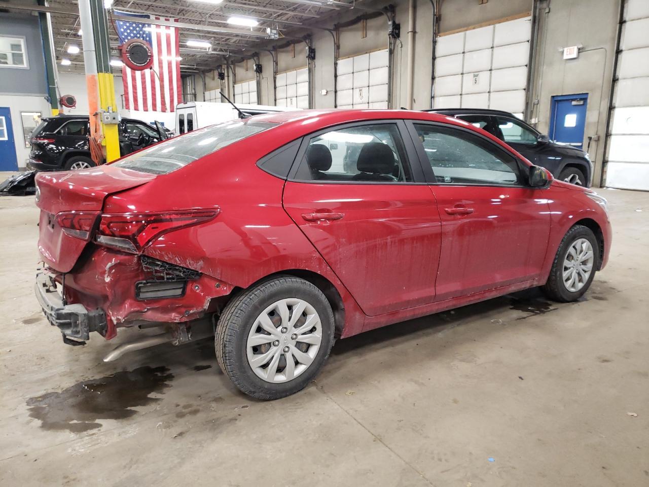 2021 HYUNDAI ACCENT SE - Фото 3