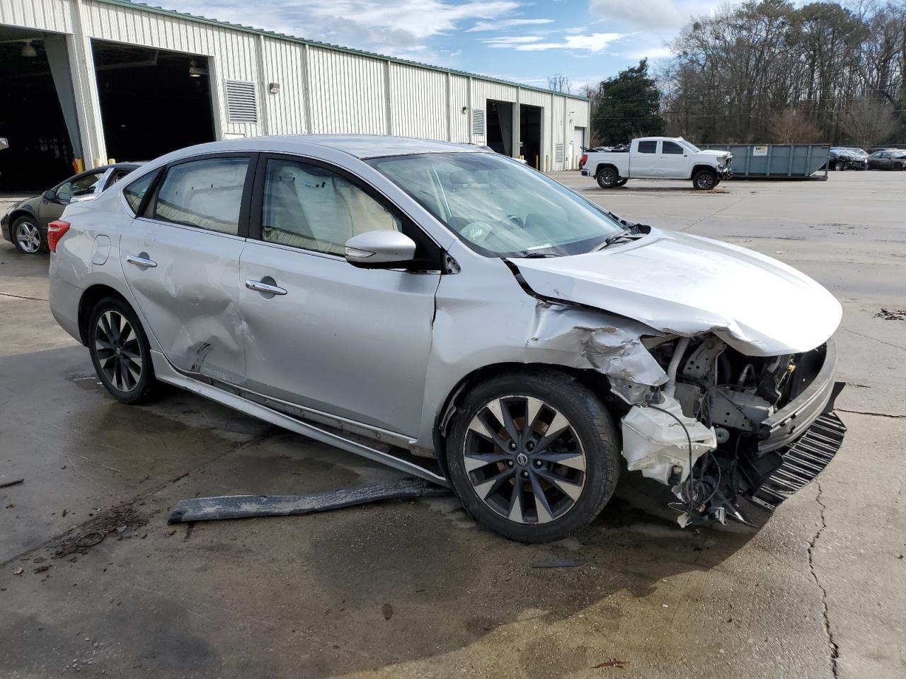 2016 NISSAN SENTRA S - Фото 4