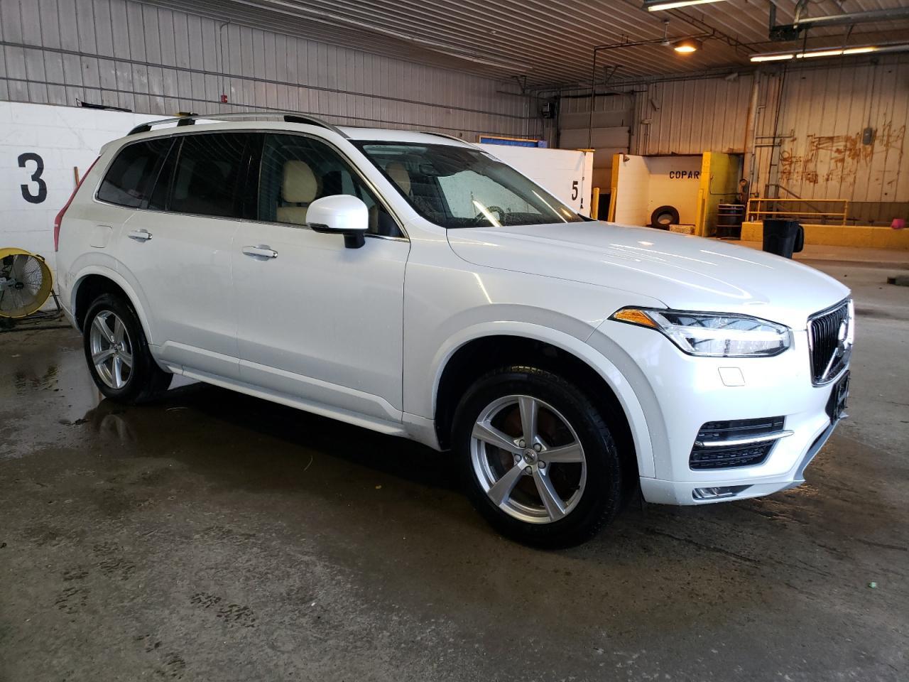 2016 VOLVO XC90 T6 - Фото 4