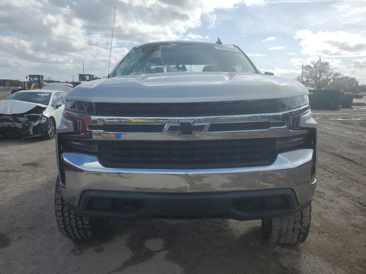 2019 CHEVROLET SILVERADO - Фото 5