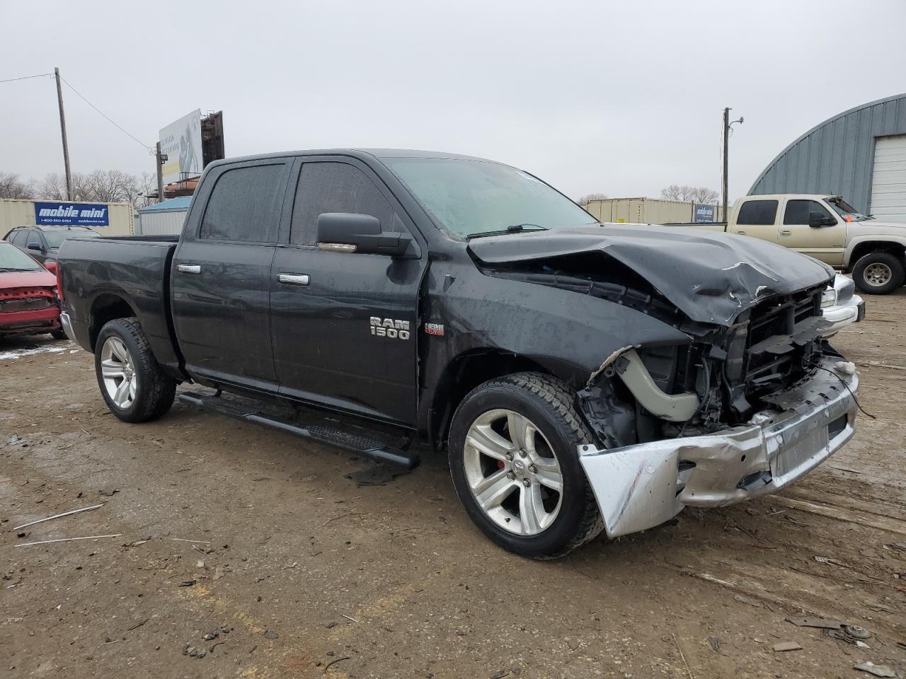2014 RAM 1500 SLT - Image 4