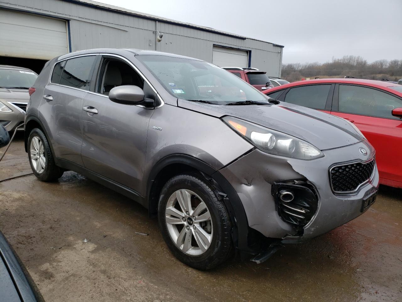 2017 KIA SPORTAGE L - Фото 4