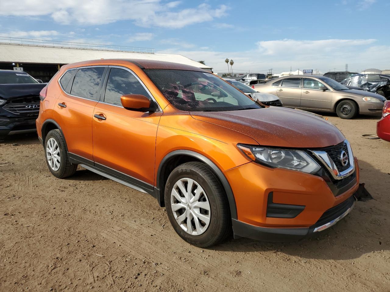 2017 NISSAN ROGUE S - Image 4
