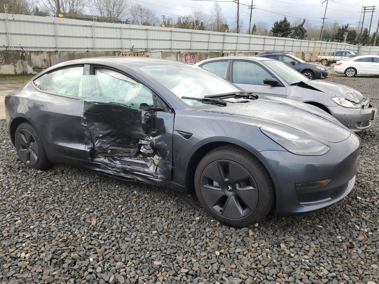 2023 TESLA MODEL 3 - Фото 4