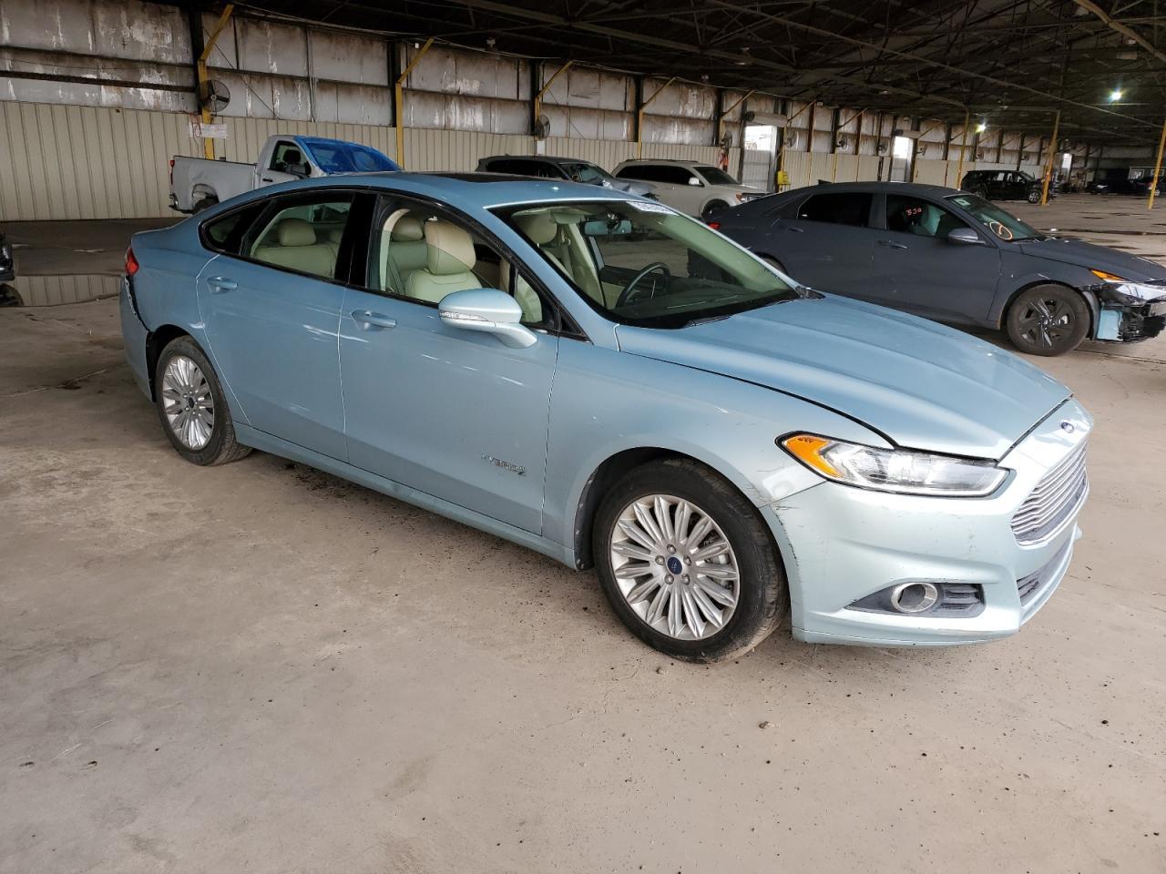 2013 FORD FUSION SE - Фото 4