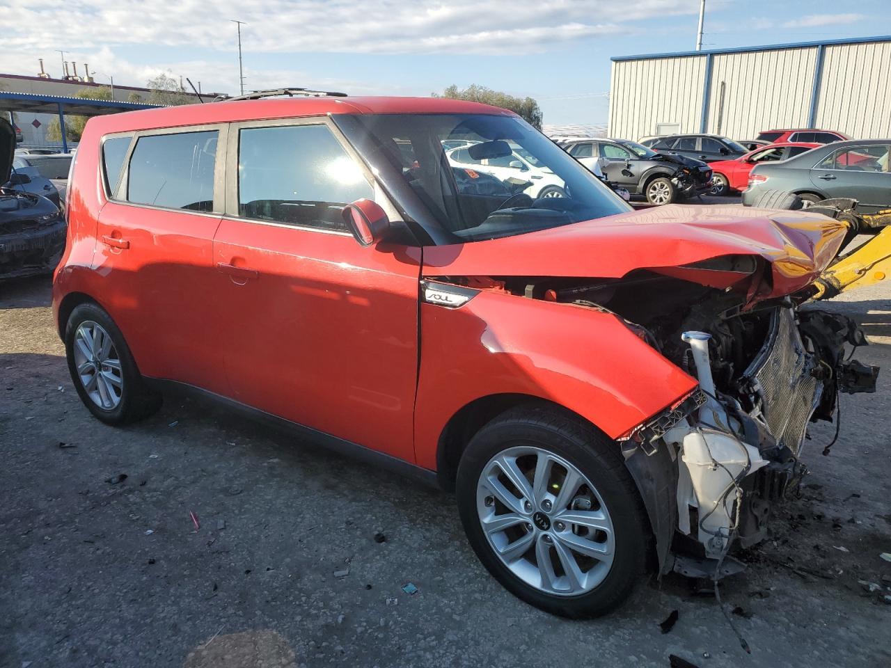 2019 KIA SOUL + - Image 4