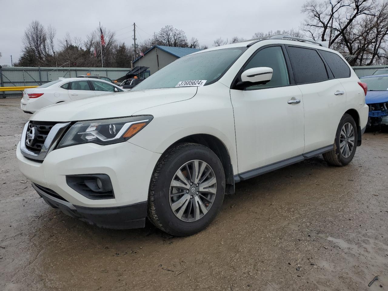 2017 NISSAN PATHFINDER