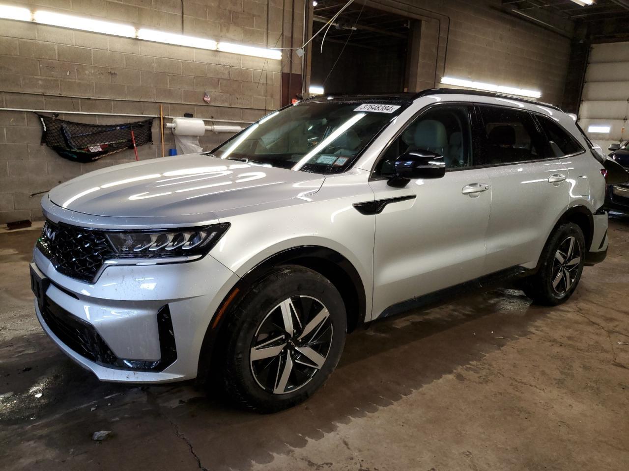 2022 KIA SORENTO S car image