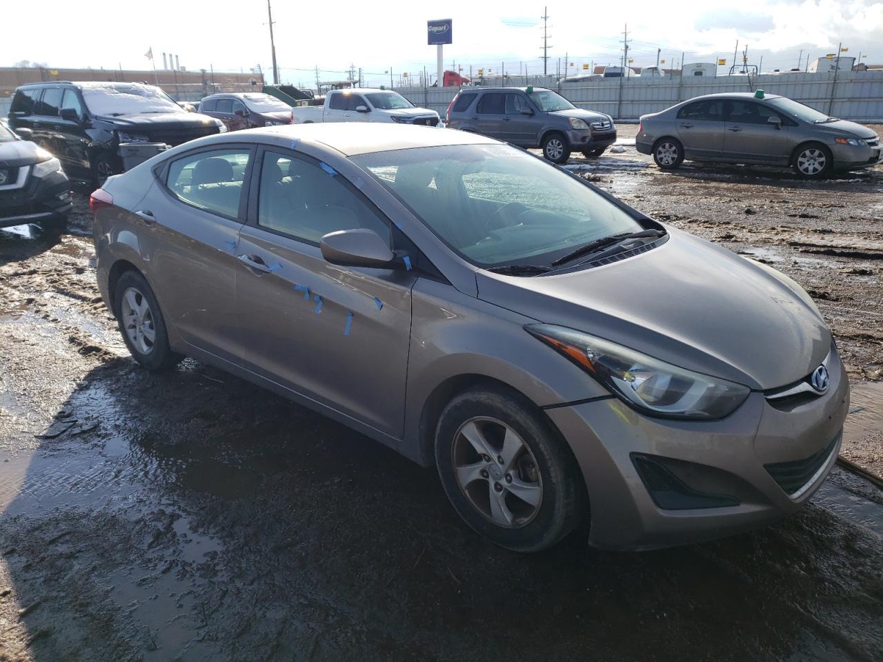 2015 HYUNDAI ELANTRA SE - Image 4