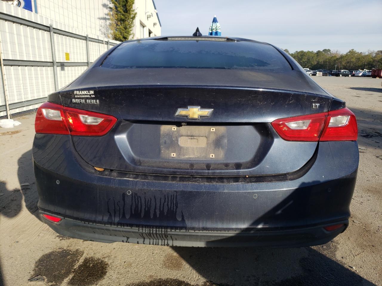 2017 CHEVROLET MALIBU LT - Image 6