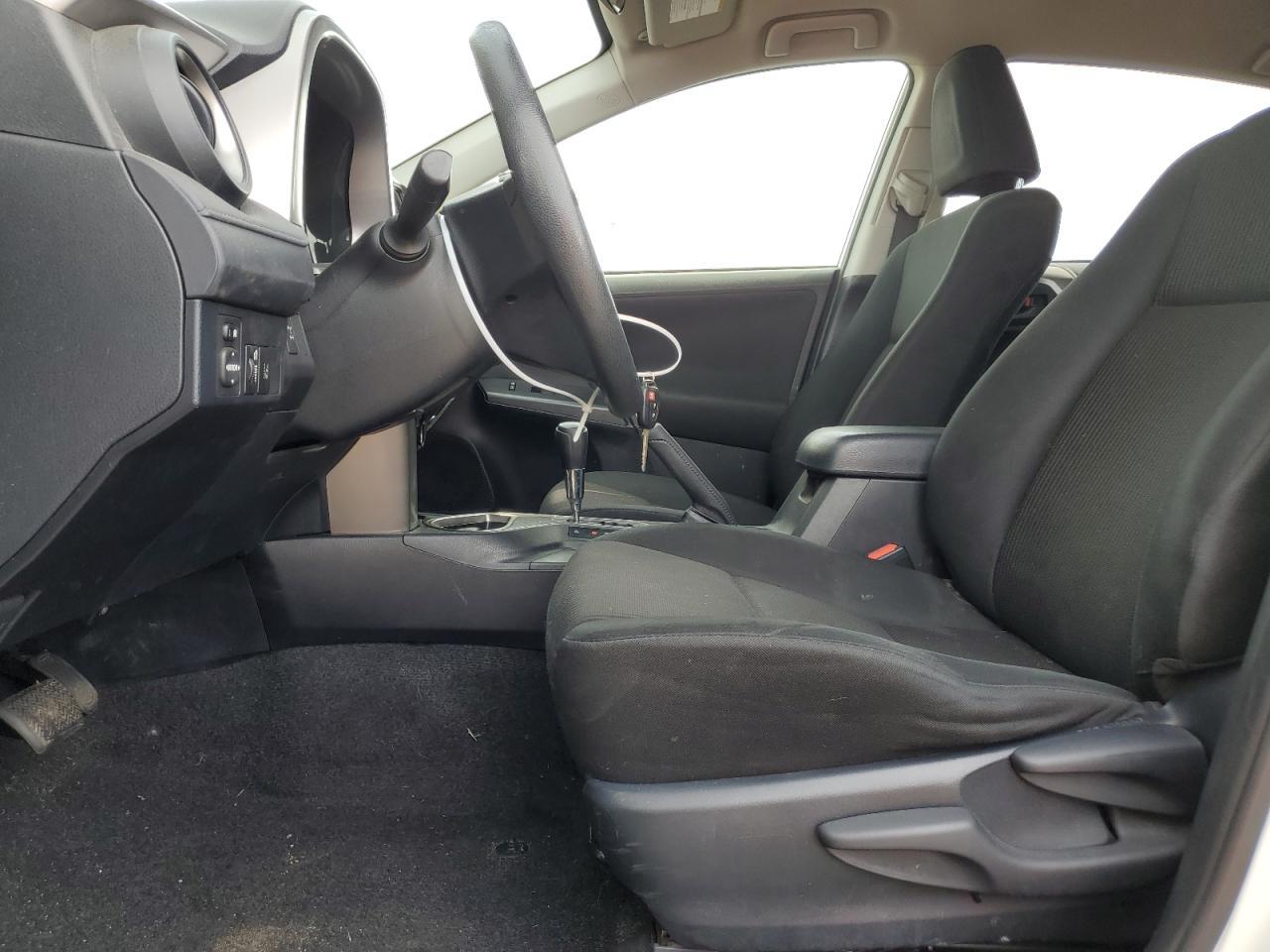 2018 TOYOTA RAV4 LE - Image 7