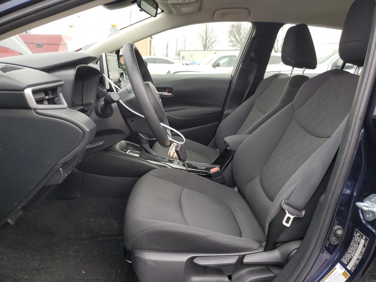 2021 TOYOTA COROLLA LE - Фото 7