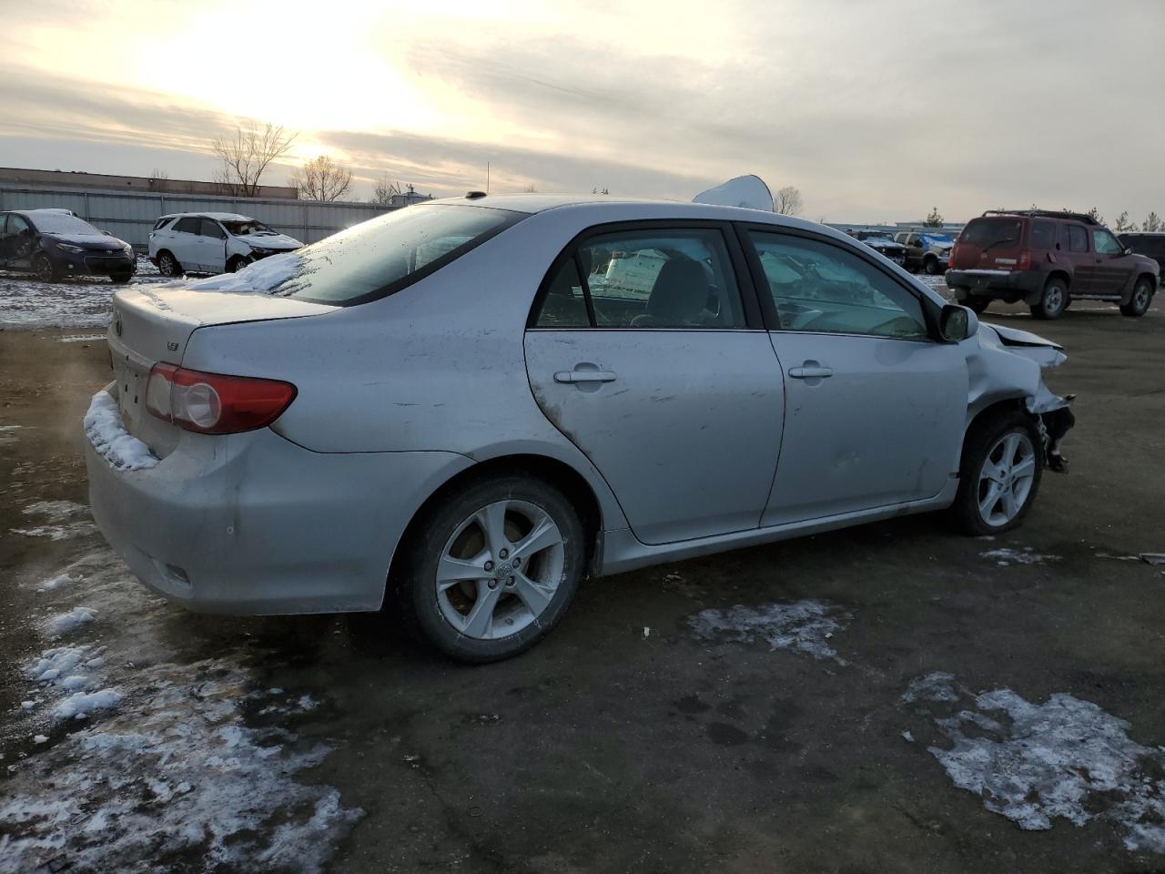 2013 TOYOTA COROLLA BA - Image 3