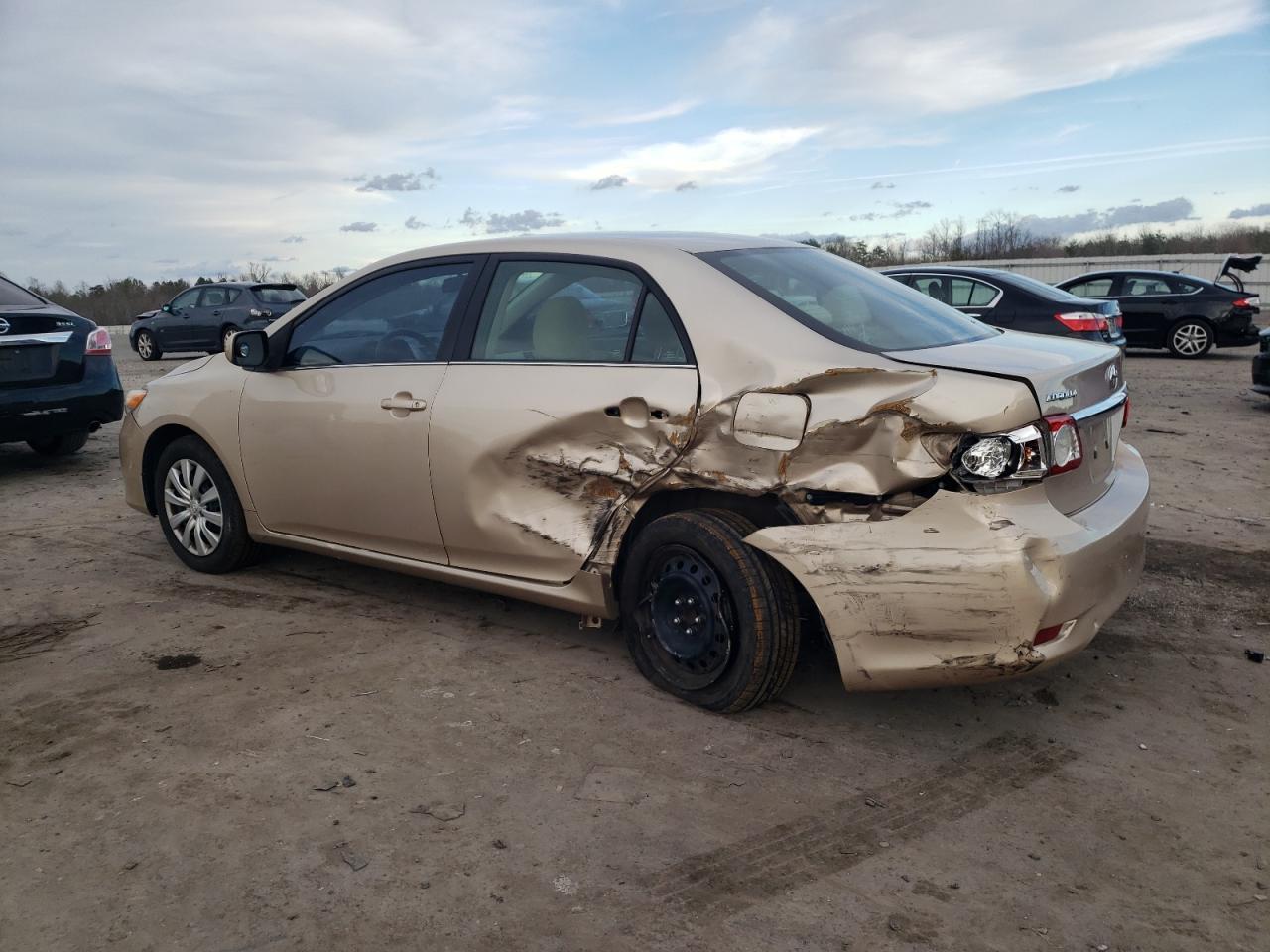 2013 TOYOTA COROLLA BA - Image 2