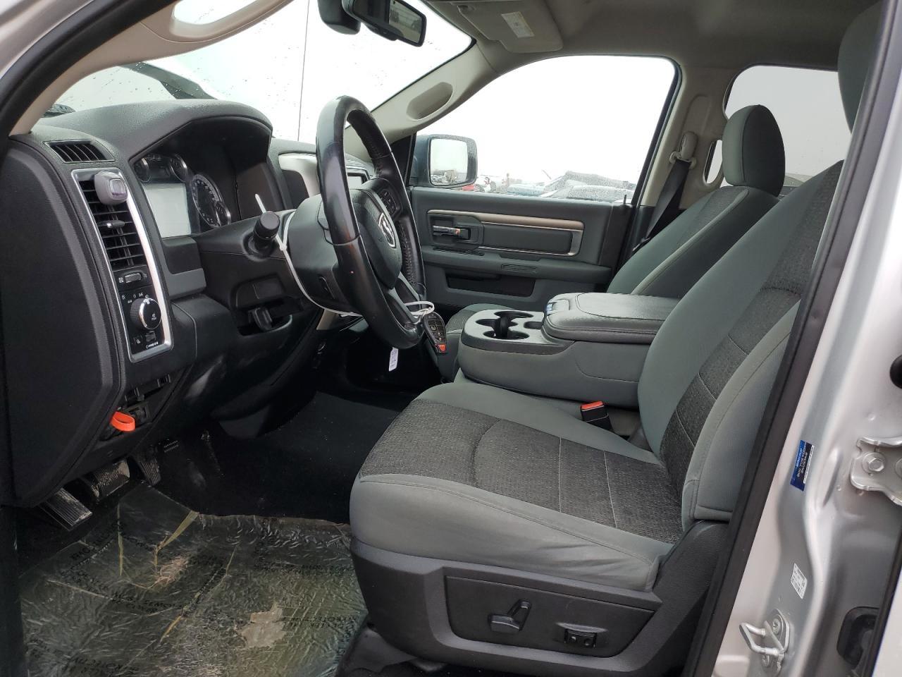 2017 RAM 1500 SLT - Image 7