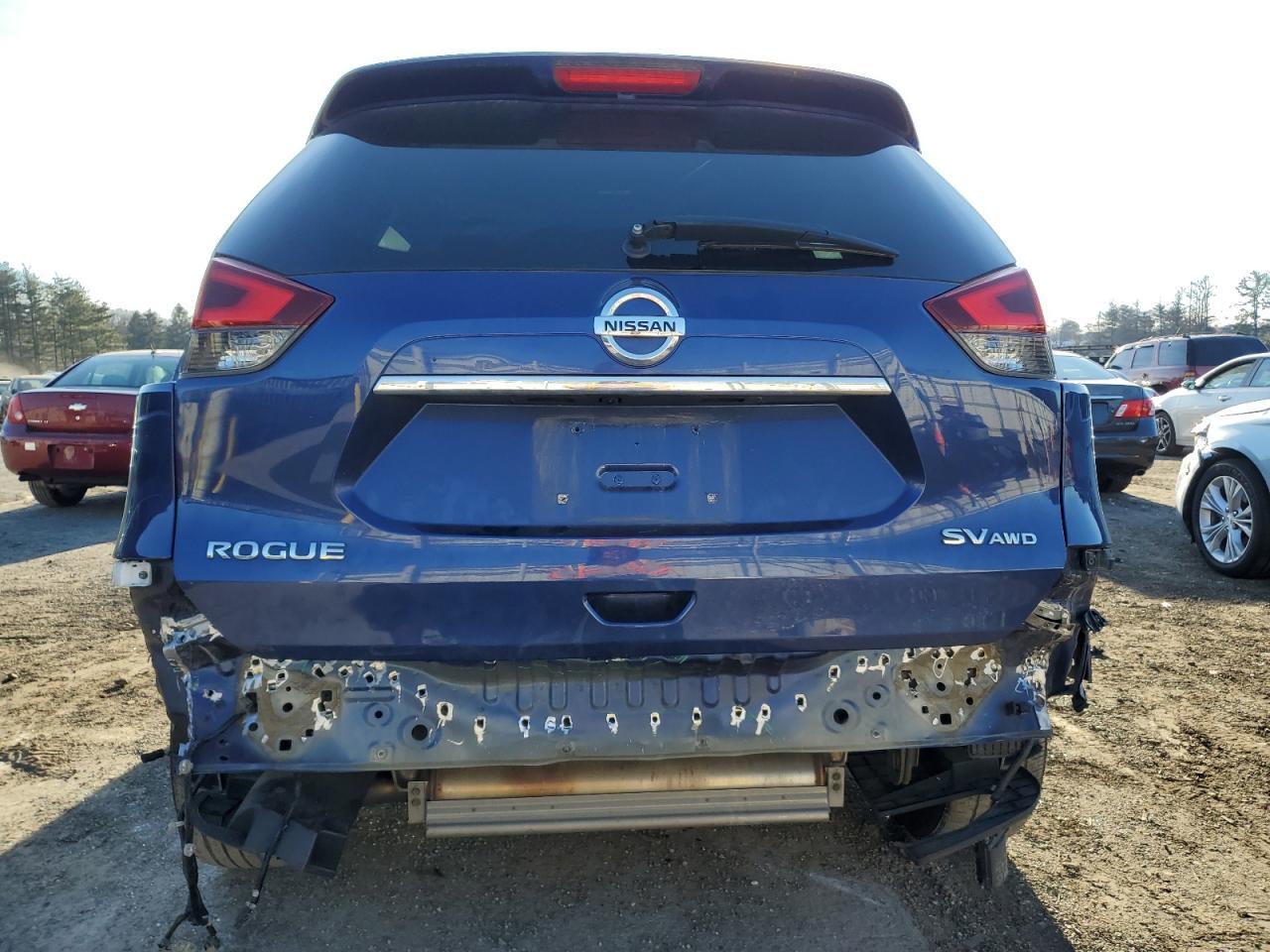 2017 NISSAN ROGUE S - Фото 6