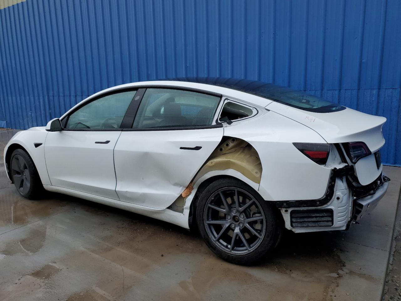 2022 TESLA MODEL 3 - Image 2