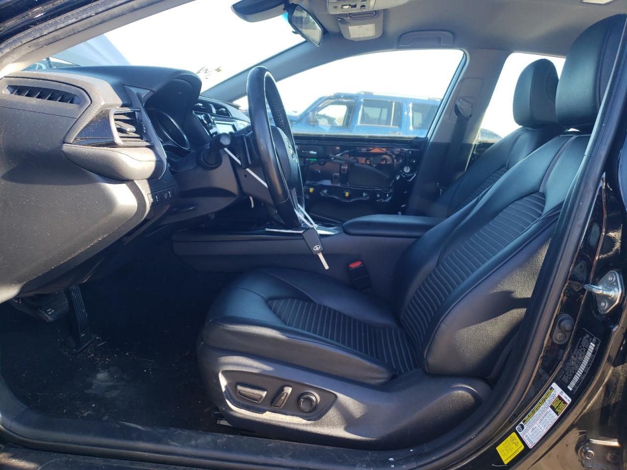 2020 TOYOTA CAMRY SE - Image 7