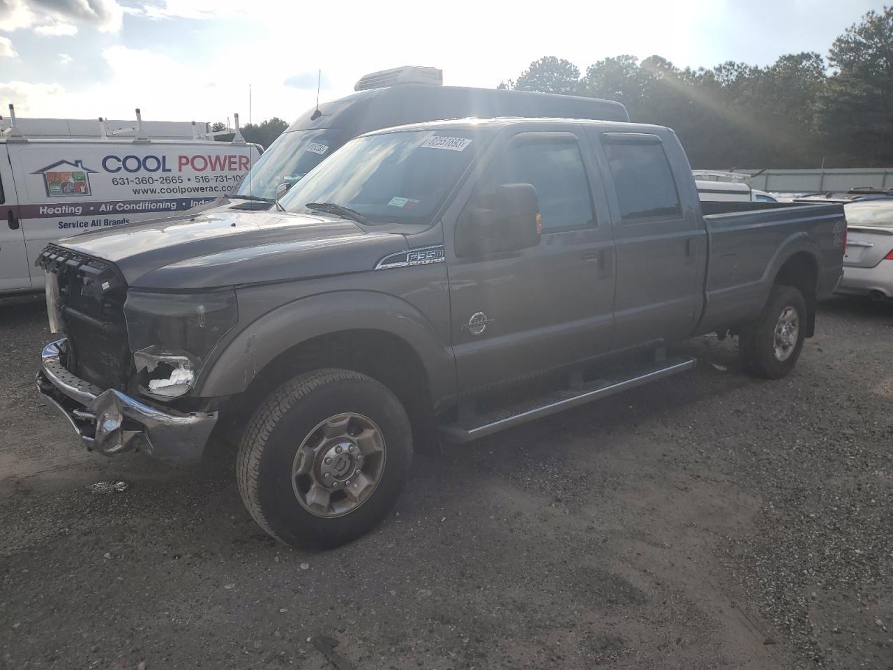 2011 FORD F350 SUPER