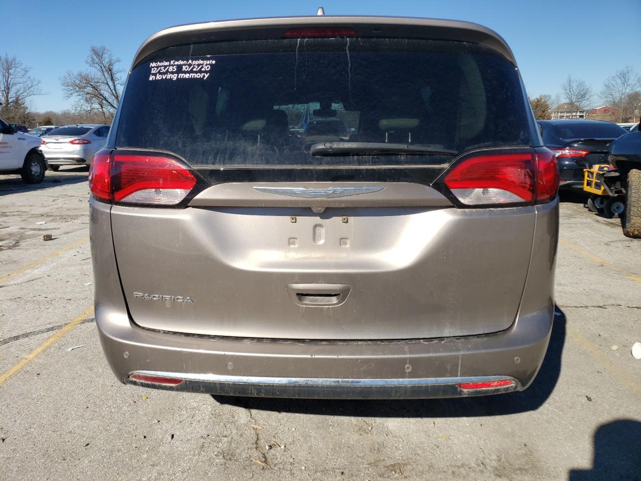 2017 CHRYSLER PACIFICA T - Image 6