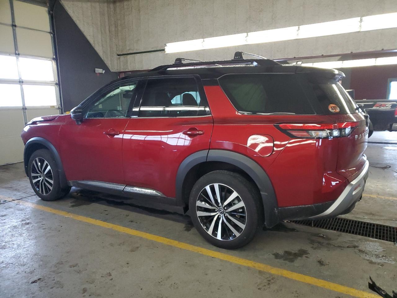 2023 NISSAN PATHFINDER - Фото 2