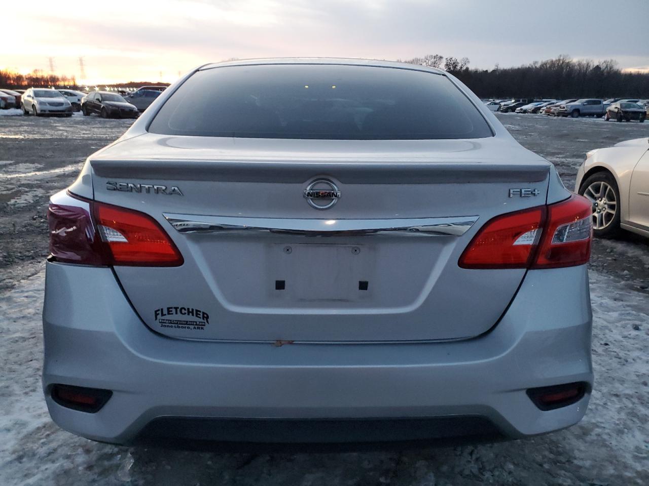 2016 NISSAN SENTRA S - Фото 6
