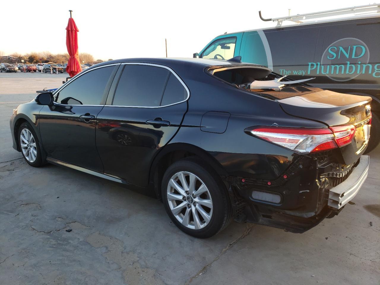 2020 TOYOTA CAMRY LE - Фото 2